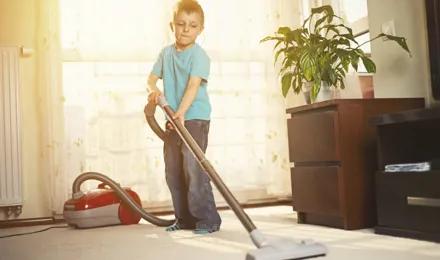 Comment nettoyer un tapis : 3 astuces pour vous faciliter la vie